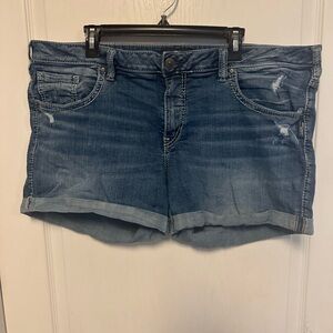 Silver Jeans Blue Jean Shorts Classic Style